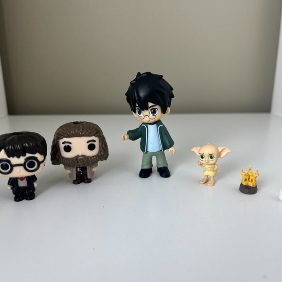 Harry Potter Magical Capsule Series 3 - Harry Potter - Picture 3 of 5